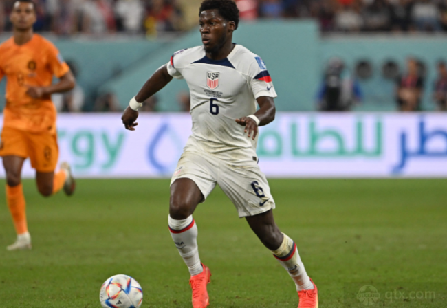 她以惊人的 她以惊人的