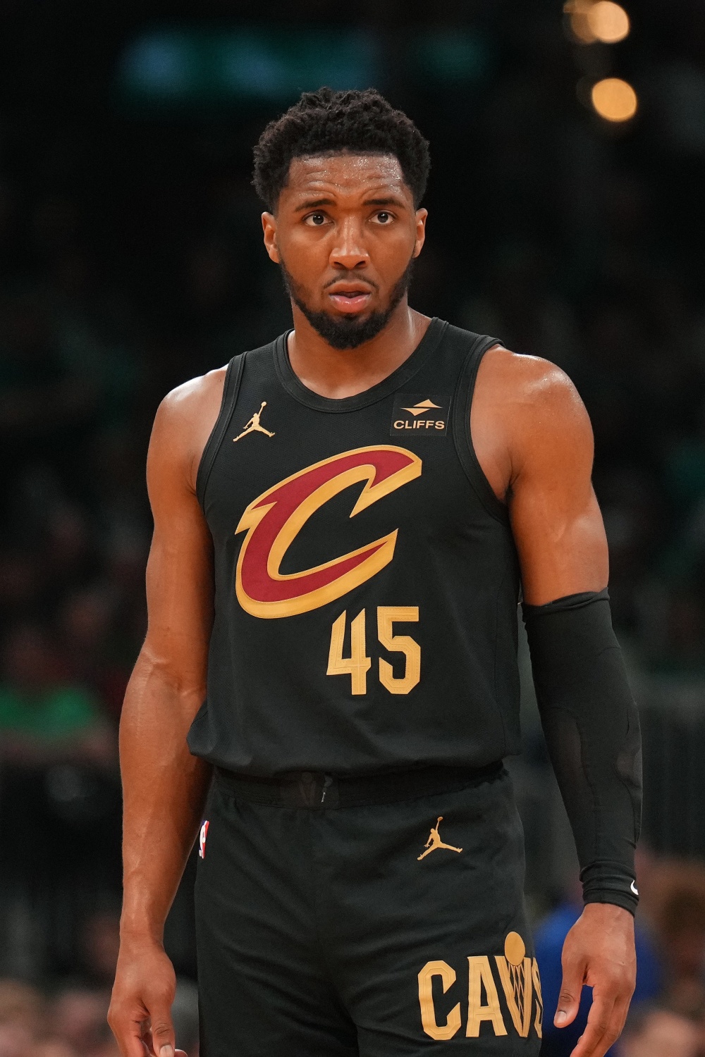 开局火热 开局火热